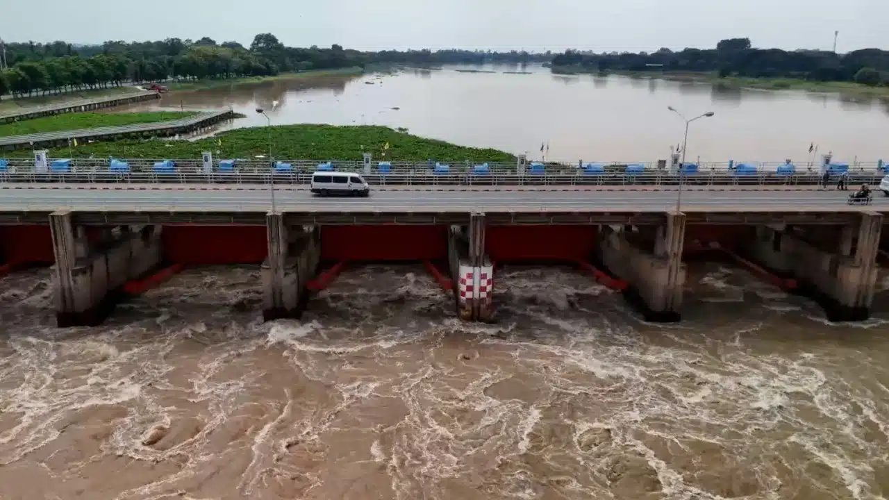 เขื่อนเจ้าพระยา การระบายน้ำ